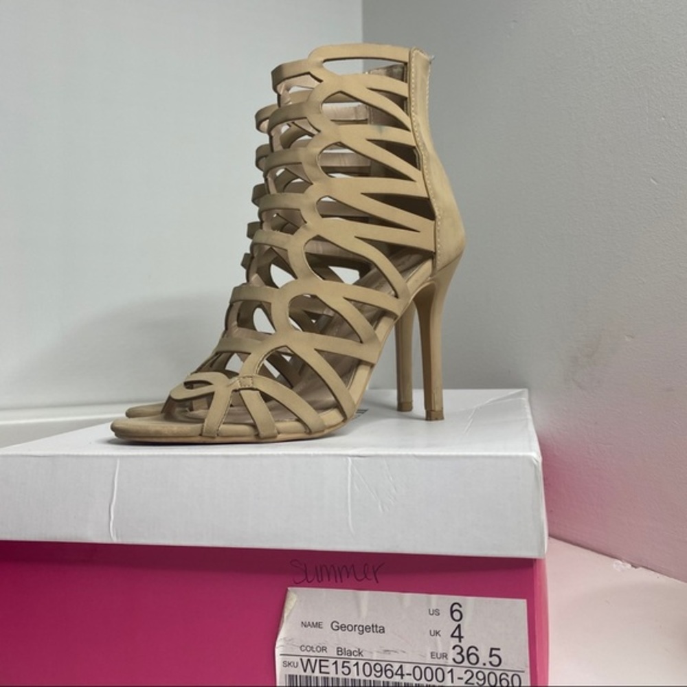 Charlotte Russe